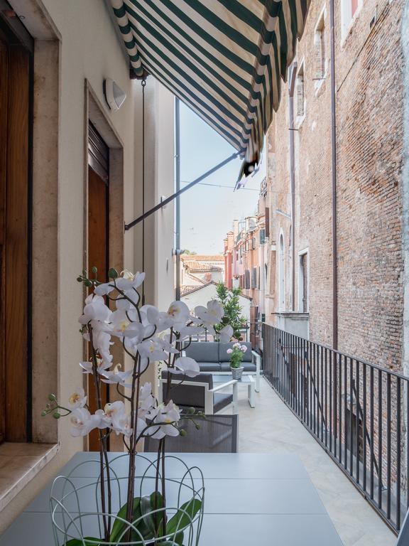 Luxury Apartment On Grand Canal By Wonderful Italy Venesia Bagian luar foto