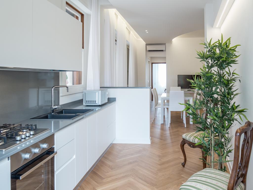 Luxury Apartment On Grand Canal By Wonderful Italy Venesia Bagian luar foto