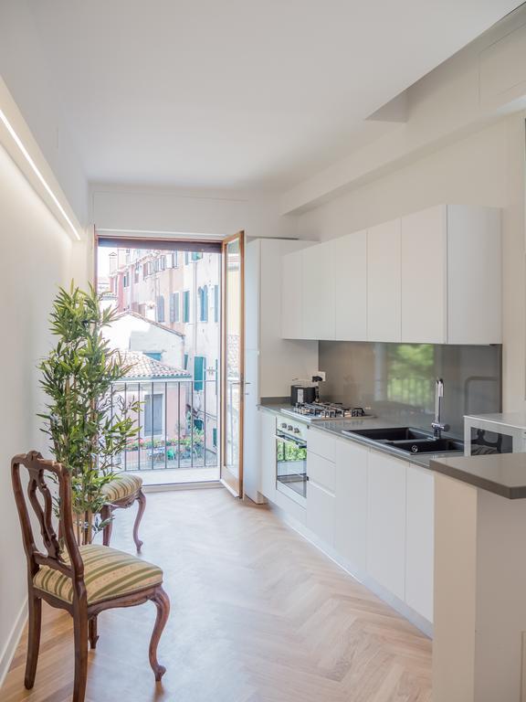 Luxury Apartment On Grand Canal By Wonderful Italy Venesia Bagian luar foto