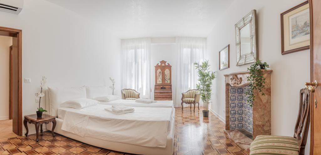 Luxury Apartment On Grand Canal By Wonderful Italy Venesia Bagian luar foto